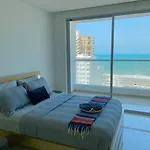 !Nuevo, Lujoso y vista al mar !