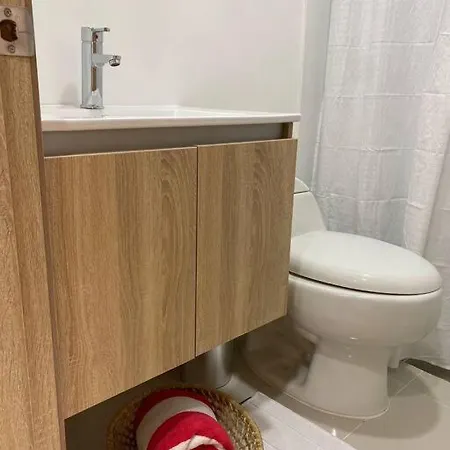 Apartamento !nuevo, Lujoso Y Vista Al Mar !